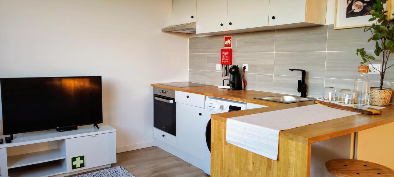 Stylish And Elegant Studio - Best View And Location In Coimbra Downton المظهر الخارجي الصورة